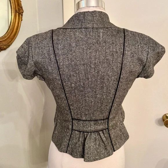 Bebe Cropped Blazer Jacket Gray Wool Blend Steampunk Detailed Fitted Victorian - Picture 3 of 13
